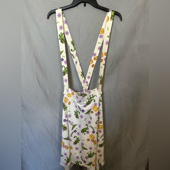 Dresses & Skirts - Hot topic Disney wonderland pascal and lanterns. Size 2X NWT